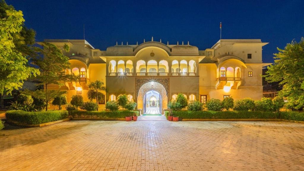 Heritage Palace Hotel